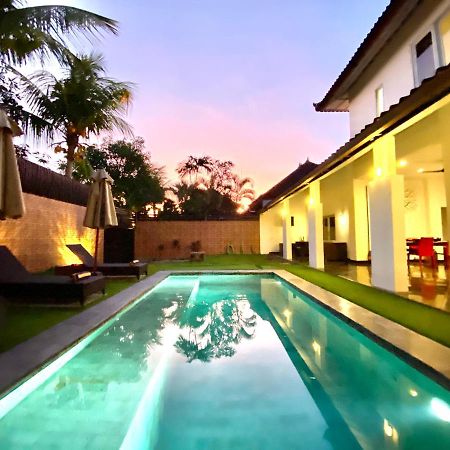 Villa Julia | Heart Of Seminyak | 350M Beach 外观 照片