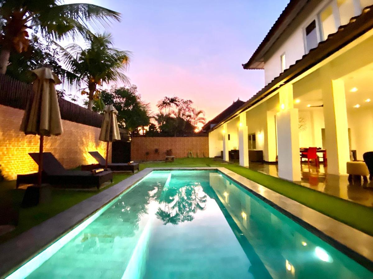 Villa Julia | Heart Of Seminyak | 350M Beach 外观 照片