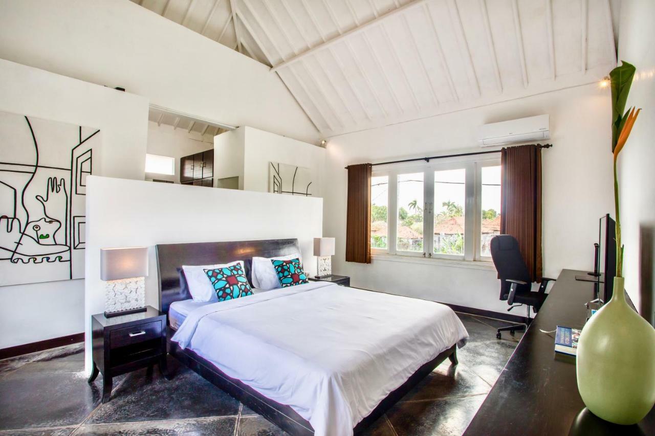 Villa Julia | Heart Of Seminyak | 350M Beach 外观 照片